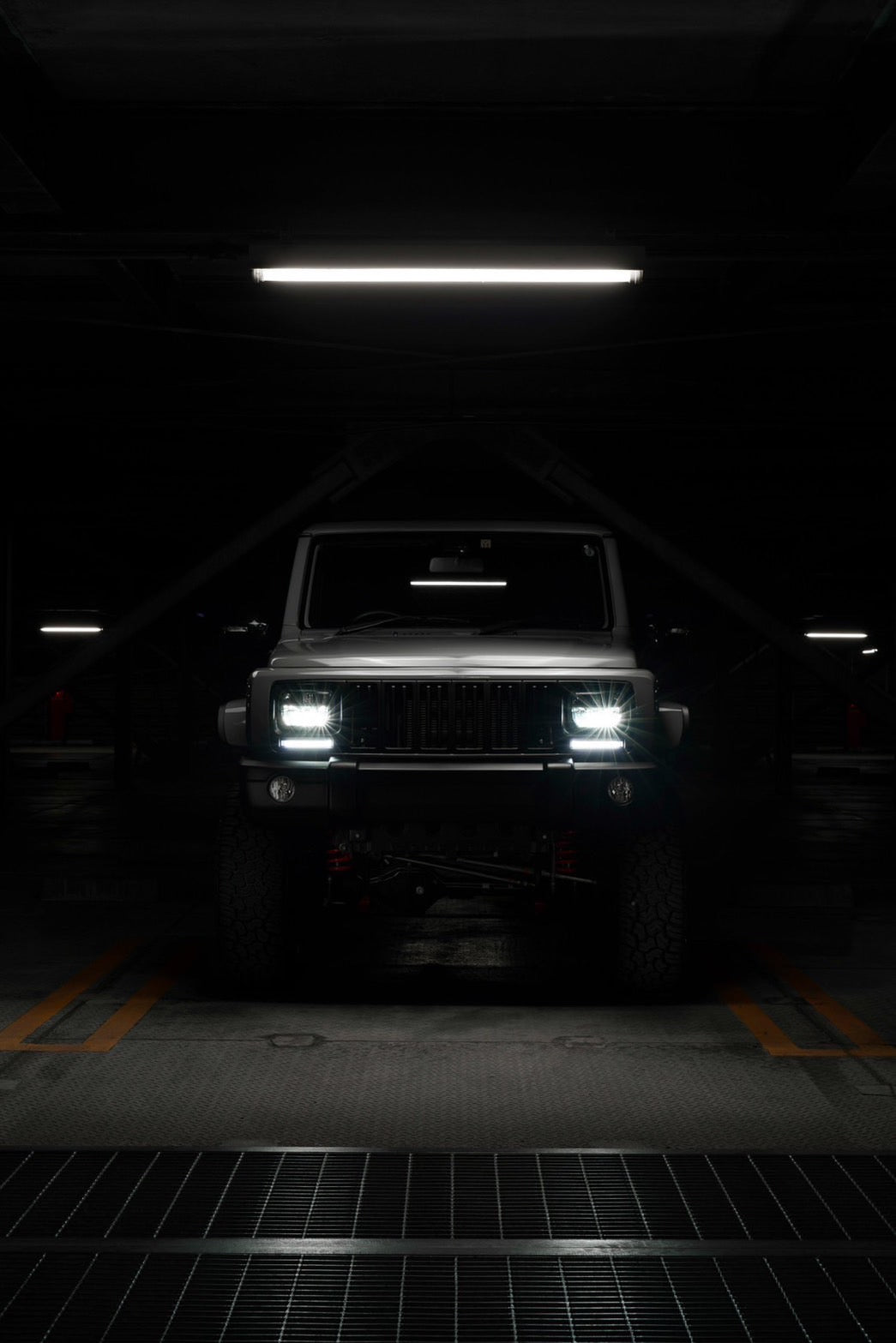 【JIMNY／JIMNY SIERRA】XJ STYLE角目KIT 　2 SQUARE LIGHT KITJB64／JB74専用　日本製　MARVELOUS