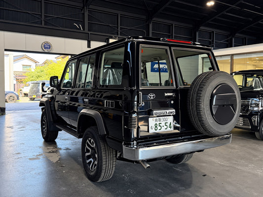 【LAND CRUISER70】　リアメッキバンパー取付キット　GDJ76W　【12月発送分】
