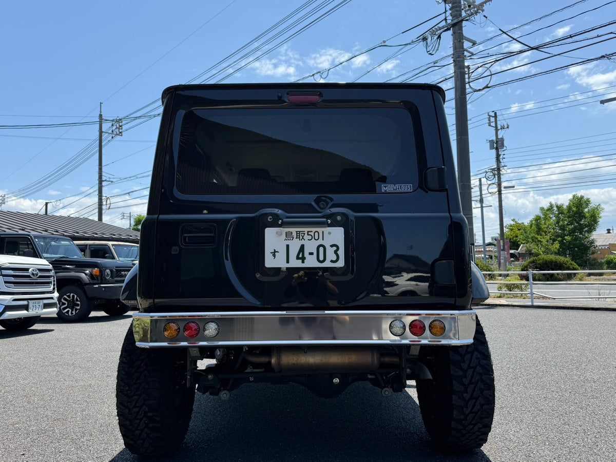 【JIMNY/SIERRA/NOMADE】ステンレスリアバンパー3連テール JB64W/JB74W/JC74W